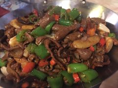 -钟掌勺忘不了地道湘菜(新天地假日广场店)