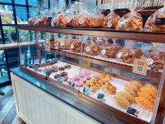 面包甜点陈列柜-牛角村(大族广场店)