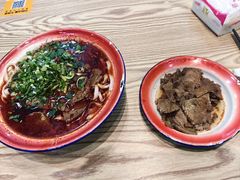 -刘二姐襄阳牛肉面(鸟巢店)