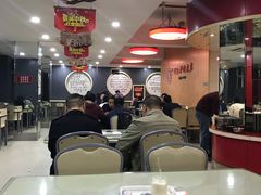 大堂-闫家驴肉老店(华电一校店)