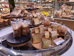 -巴黎贝甜(华堂新辰汇店)