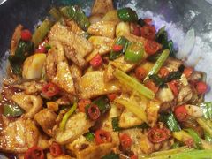 -路边边.炒菜烧烤.音乐餐厅(良乡长虹店)