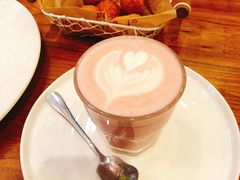 -more than meow吴止猫主题餐厅(承德 中船汇店)