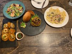 -HIGH FIVE哈福手工汉堡(桂林路店)