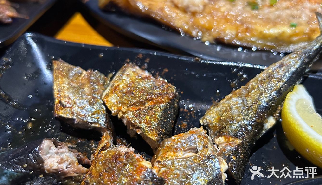 夜晚的烧烤时光🍢🍖🍗[啤酒]