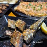 夜晚的烧烤时光🍢🍖🍗[啤酒]