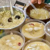 江汉路鸡汤饭朋友一碗接一碗…🈶️🈵️好吃！！！