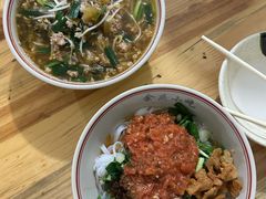-余庆小吃(小吃一条街店)