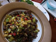 -魏铭鱼头捞饭(晋阳路店)