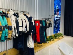 -Hopo Snow 城市滑雪空间(滨江宝龙城店)
