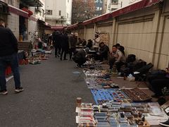 -云洲古玩城(大木桥路店)