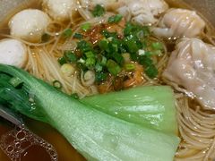 馄饨竹升面-全渔村小海鲜