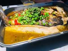 -半天妖|烤鱼·冒烤鸭(汉中吾悦广场店)