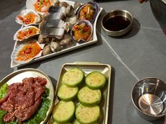 -围炉肉舍丹东海鲜烤肉·烤活鳗(步行街店)
