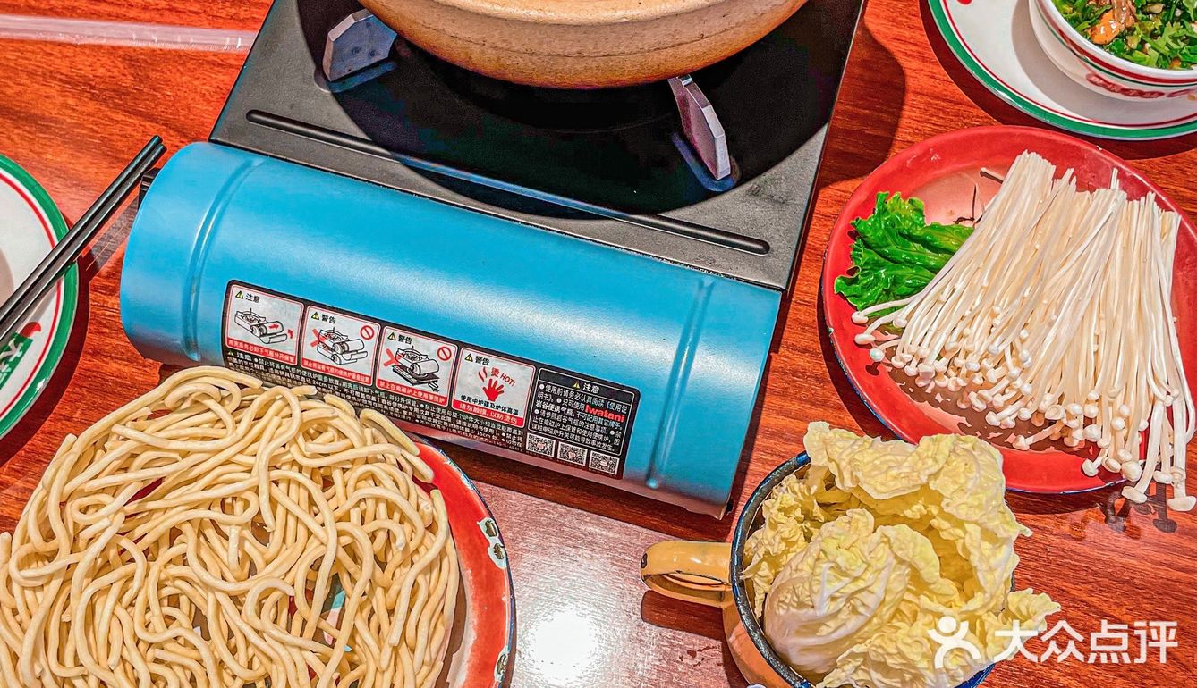 湘派牛腩煲✔️大口吃肉的快乐谁懂？