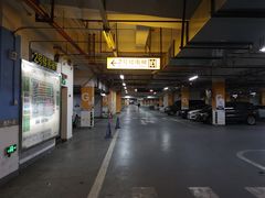 -松江万达广场-停车场