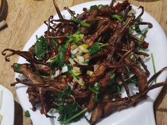 -超越海鲜屋(飞龙物业店)