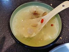 -蝴蝶里·粤菜·点心(滨江龙湖店)