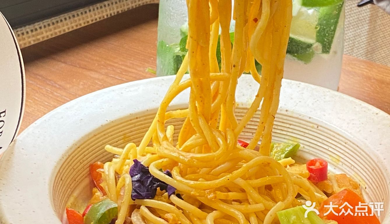 我在后湖/野巷子/等你来吃榴莲披萨🍕