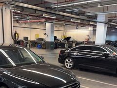 -上海永达奥诚奥迪4S店(申江路店)