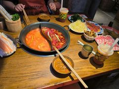 -萍姐火锅·公路夜市(武汉首店)