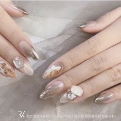 -摩睫+皮肤管理·科学美容中心