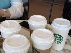 -星巴克(香港国际机场44号闸店)