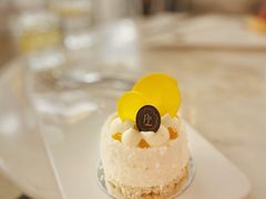 椰芒慕斯脆饼-PAUL LAFAYET 法式甜品(港汇广场店)