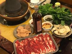 -月圆火锅(宁海东路二店)