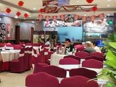 大堂-阿三鱼头泡饼·家常菜