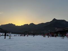 -济南卧虎山滑雪场