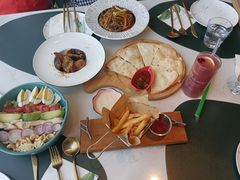 -ins森林童话餐厅coffee&bistro