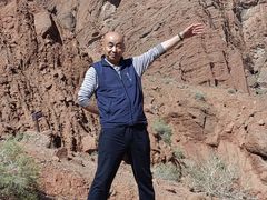 -天山神秘大峡谷