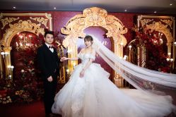 点击看大图 -HANSA韩纱婚纱礼服·龙凤褂·西装设计师集合店