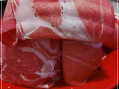 -洞庭洲·防空洞火锅·烧烤·铜锅涮肉(新百广场店)