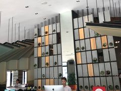 -WOLFGANG PUCK KITCHEN & BAR(迪士尼小镇店)