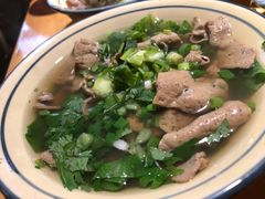 -大众跷脚牛肉馆·非遗传承单位(峨眉山店)