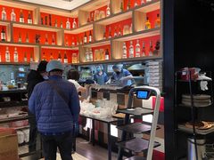 -必胜客(新中纬店)