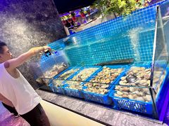 -曼格活海鲜·牛排自助(光明蓝鲸店)