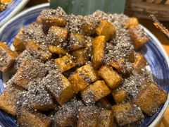 -包整·丝娃娃(一览甲秀楼风景店)