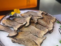 -芸山季·云南山珍菌火锅(人民广场来福士店)