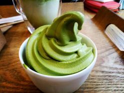 点击看大图 山丘软冰淇淋-绿茶-悦诗风吟innisfree