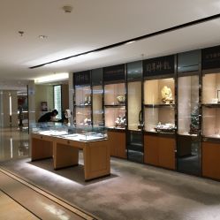 -北京七彩云南翡翠珠宝旗舰店(月坛店)