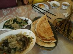 -马尔龙新疆饭店·清真(瑞景店)