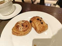 -大中华希尔顿酒店-念自助餐·嗨啤·小龙虾