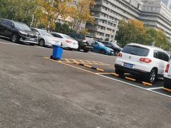 -左外关厢东里-停车场