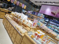 面包甜点陈列柜-仟吉·ART FARM主题店(菱角湖万达店)