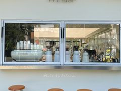 -HUGS coffee(东区店)