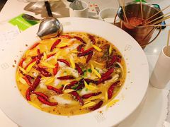 -渔语鱼酸菜鱼新川菜(来福士店)