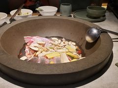 鲜潭蒸汽石锅江团鱼-鲜潭蒸汽石锅鱼(五道口购物中心店)